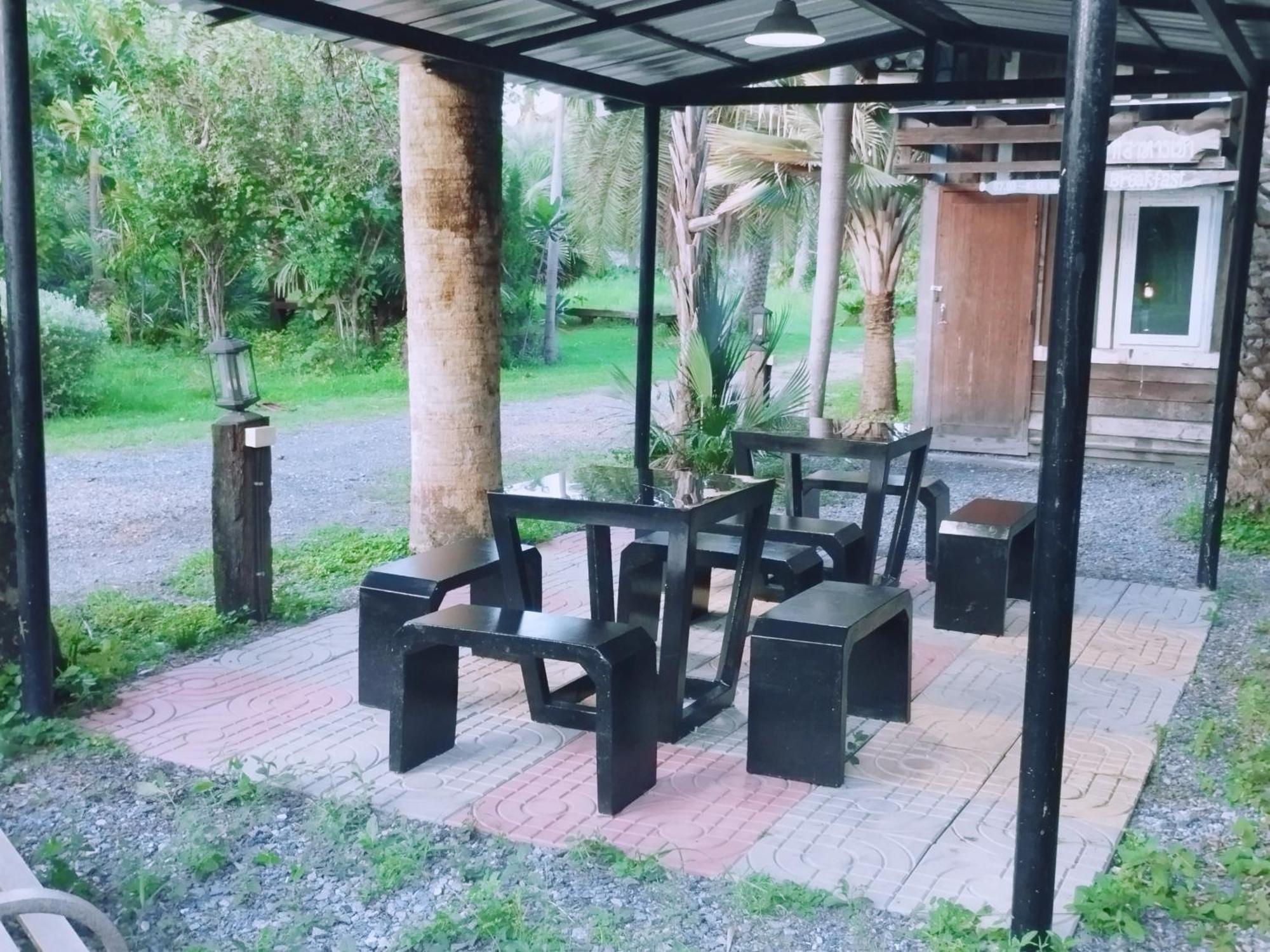 Lopburi Palm Resort Extérieur photo
